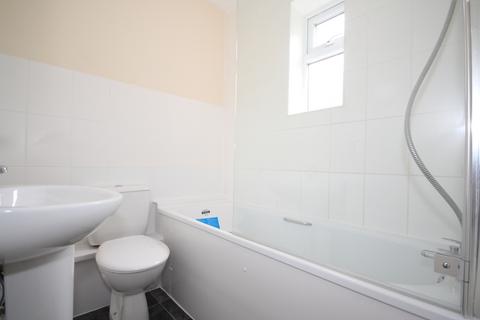 1 bedroom terraced house to rent, Woking GU21