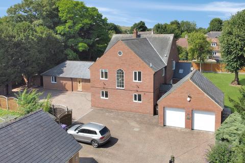 4 bedroom detached house for sale, Kneesworth Street, Royston SG8