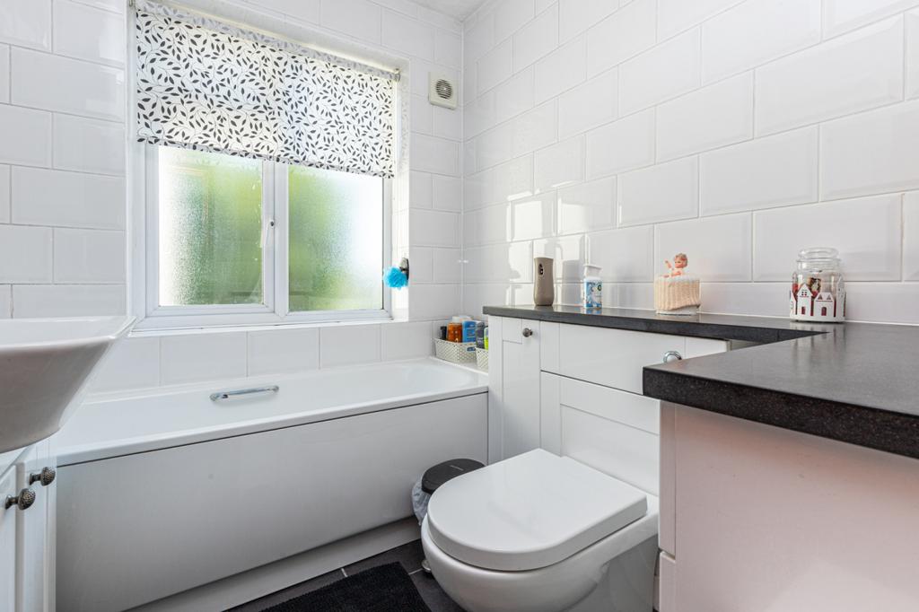 Modern Bathroom