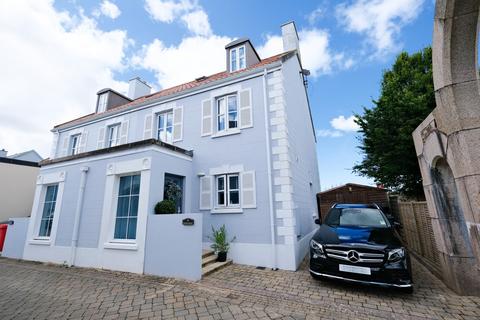 3 bedroom semi-detached house for sale, La Ruette Des Ecorvees, Jersey JE2