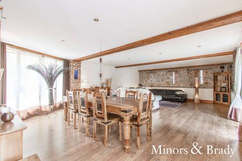 5 bedroom barn conversion for sale, Moor Lane, The Green, Stalham