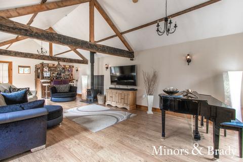 5 bedroom barn conversion for sale, Moor Lane, The Green, Stalham