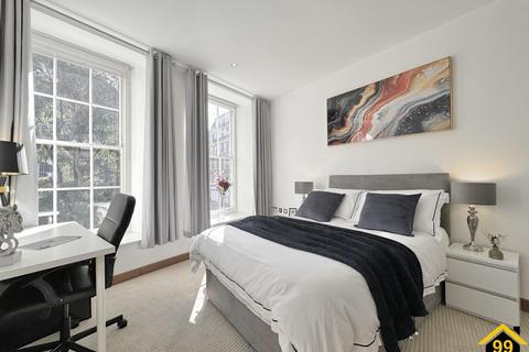 2 bedroom apartment for sale, The Belvedere Row, London, WC1R