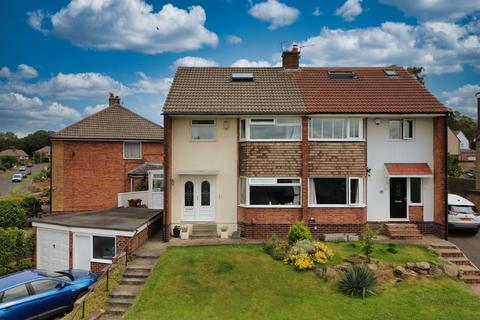 4 bedroom semi-detached house for sale, Moseley Wood Drive, Leeds, West Yorkshire, LS16