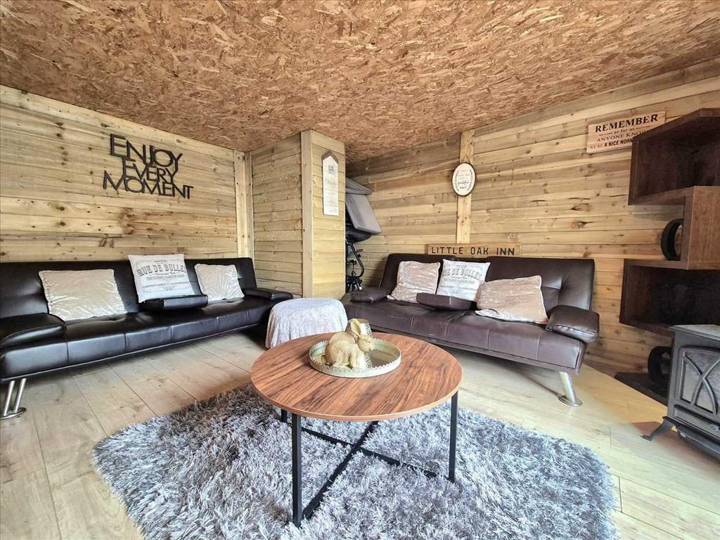Summer House - Image