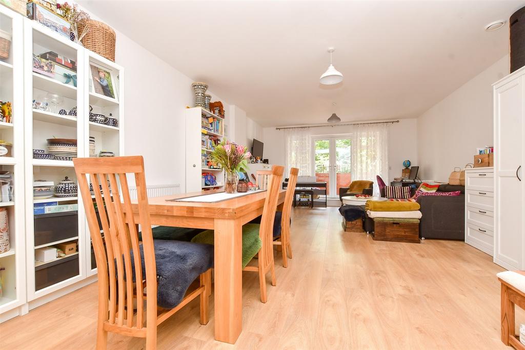 Living Room / Kitchen