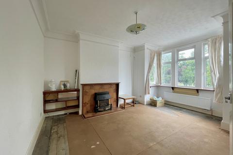 2 bedroom apartment for sale, Shaftesbury Avenue, Southchurch Park Area, Essex, SS1