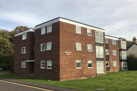 2 bedroom apartment for sale, 122 Rayleigh Road, Hadleigh SS7