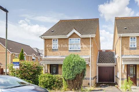 3 bedroom semi-detached house for sale, Lavender Close, Bromley