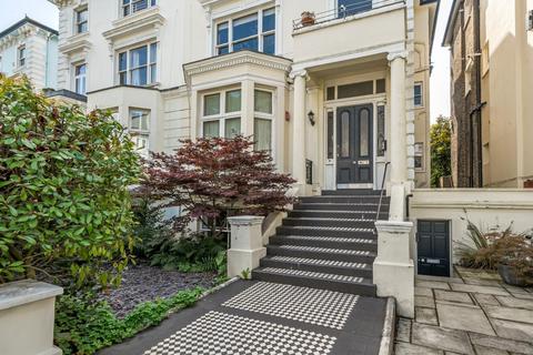 10a Belsize Park, London, NW3 4ES