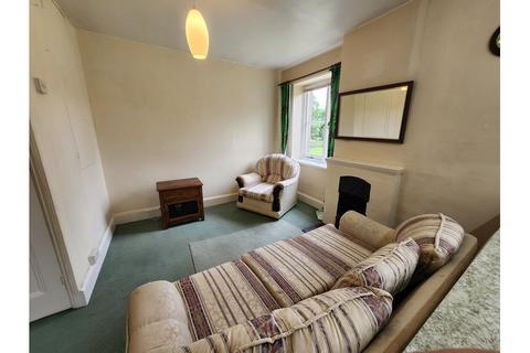 2 bedroom flat to rent, Adsborough House, Thurloxton, Taunton