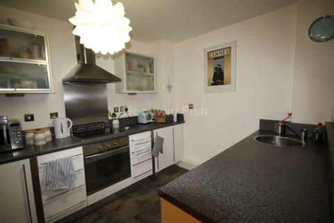 2 bedroom apartment to rent, City Gate, 1 Blantyre Street, Castlefield
