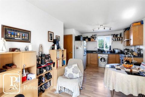2 bedroom coach house to rent, Mortimer Gardens, Colchester, Essex, CO4