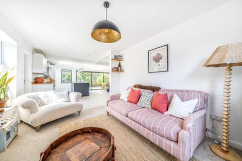 28 Parkfield Road, Topsham, Exeter, EX3 0DR