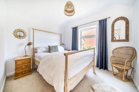 28 Parkfield Road, Topsham, Exeter, EX3 0DR