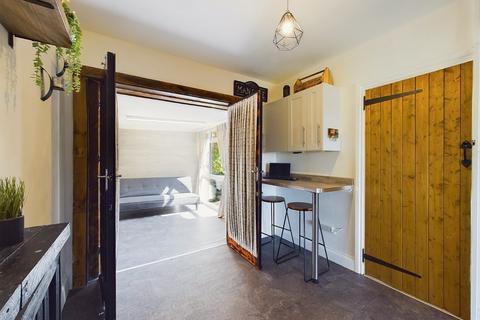 5 Franklin Close, Worcester, WR2 4DX