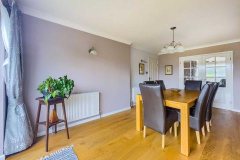 4 bedroom semi-detached house for sale, Scotchman Lane, Morley