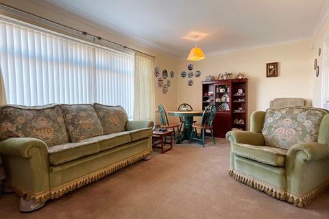 2 bedroom detached bungalow for sale, Kingston Crescent, Southport PR9