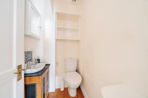 2 bedroom flat for sale, Highgate High Street,  London,  N6,  N6