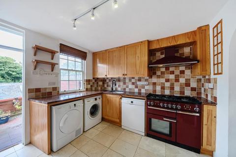 2 bedroom flat for sale, Highgate High Street,  London,  N6,  N6