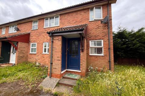 1 bedroom maisonette to rent, Peak Road, Guildford, Surrey, GU2