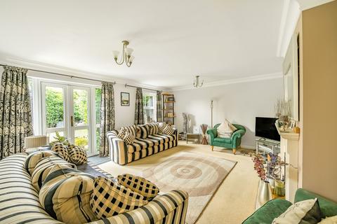 4 bedroom detached house for sale, Quarry Gardens, Leatherhead KT22