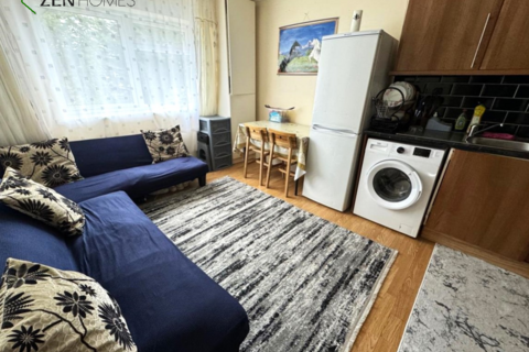 2 bedroom flat to rent, London N18