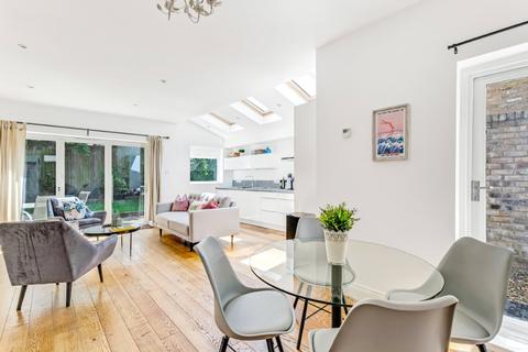 3 bedroom apartment for sale, Loveridge Road, West Hampstead