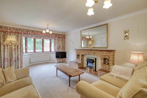 4 bedroom detached house for sale, Hollowfields Close, Southcrest, Redditch B98 7NR