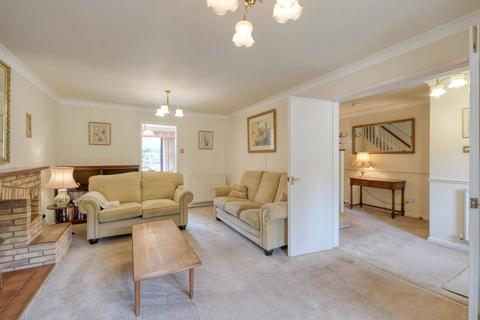 4 bedroom detached house for sale, Hollowfields Close, Southcrest, Redditch B98 7NR