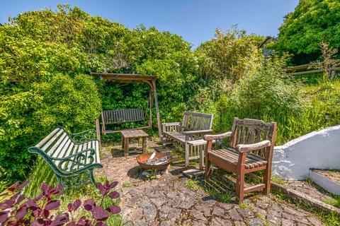 4 Ashurst Avenue, Saltdean, Brighton, BN2 8DR