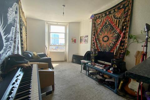 3 bedroom flat to rent, Montpelier Road, Brighton, BN1