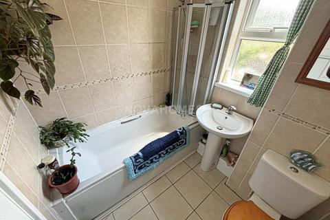 2 bedroom end of terrace house for sale, Truro Drive, Plymouth PL5