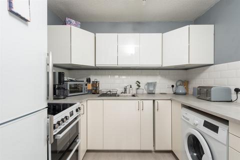 47 Selkirk Drive, Erith, DA8 3QR