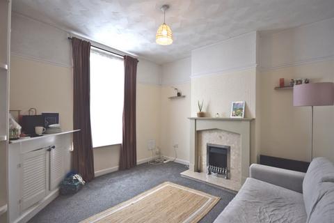 2 bedroom terraced house to rent, Station Road, Portsmouth, PO3