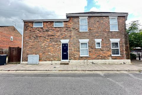 1 bedroom maisonette to rent, North Street, Luton, Bedfordshire, LU2 7QN