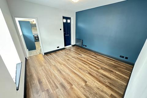1 bedroom maisonette to rent, North Street, Luton, Bedfordshire, LU2 7QN