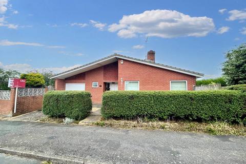 3 bedroom detached bungalow for sale, Downs Walk, Peacehaven, BN10 7ST