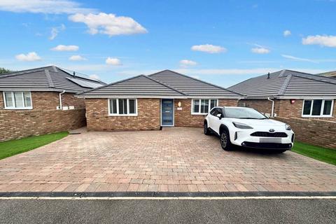 3 bedroom detached bungalow for sale, Cliff Avenue, Peacehaven, BN10 8QG