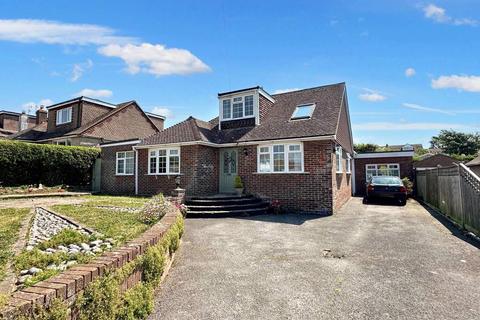 4 bedroom detached house for sale, Fairlight Avenue, Telscombe Cliffs, BN10 7BS