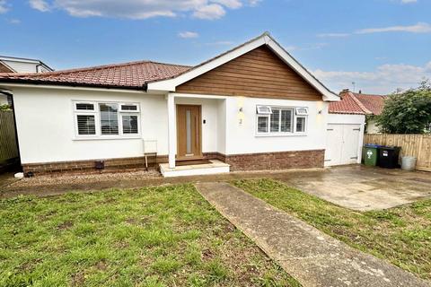 2 bedroom detached bungalow for sale, Cliff Gardens, Telscombe Cliffs, BN10 7BT