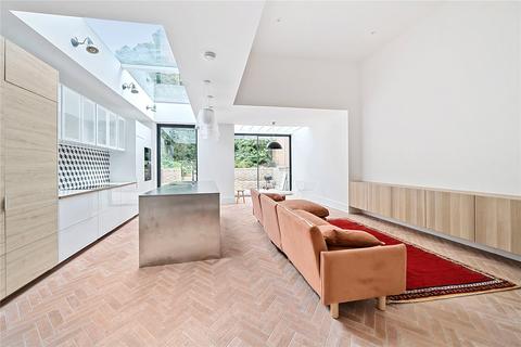 3 bedroom terraced house to rent, Glasslyn Road, London, N8
