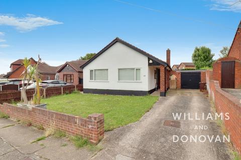 3 bedroom detached bungalow for sale, Constitution Hill, South Benfleet