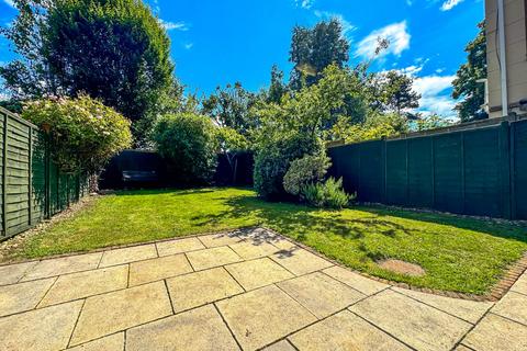 12 Macrae Road, Pill, Bristol, BS20 0EB