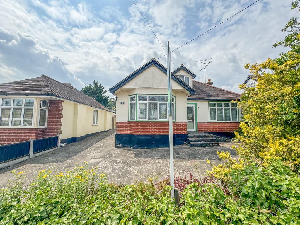 Ground front 1