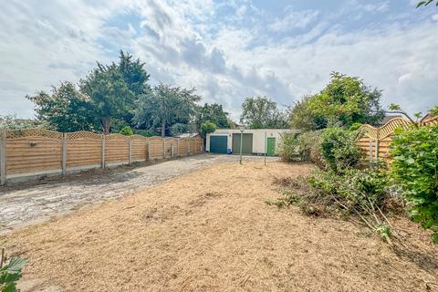 9 Bramerton Road, Hockley, SS5 4PJ