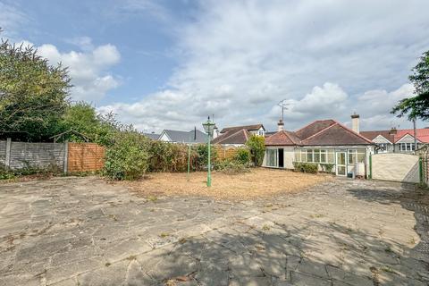9 Bramerton Road, Hockley, SS5 4PJ