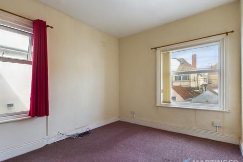 Studio to rent, Willshaw Road, Blackpool FY2