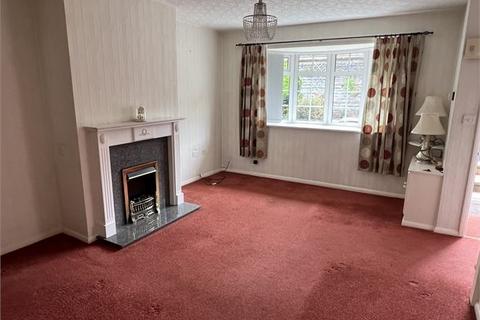 3 bedroom terraced house to rent, The Close, Newark, Nottinghamshire.