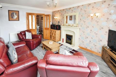 2 Larch Close, Oakworth, Keighley, BD22 7JU